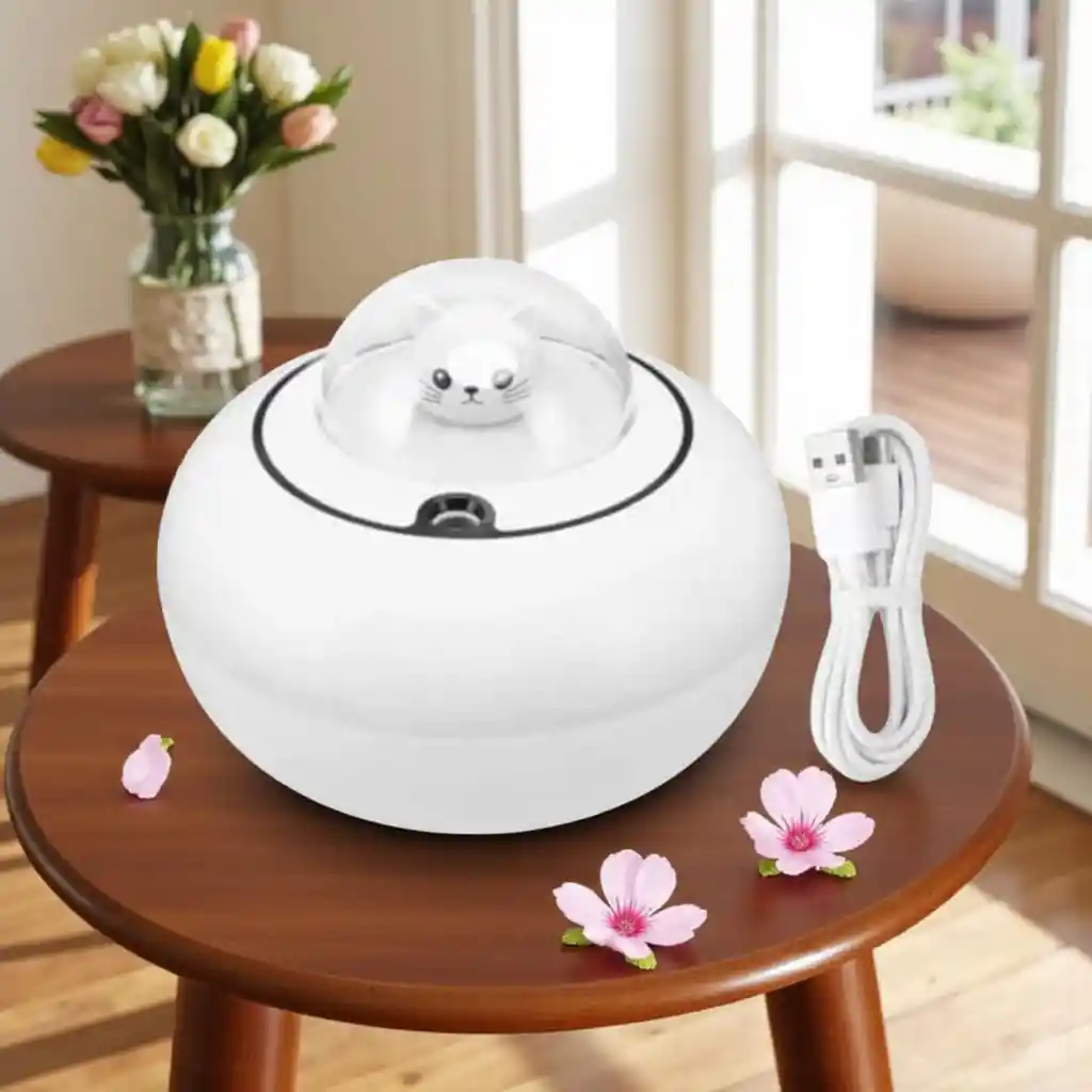 Humidificador Difusor De Aromas Gato Espacial Luz Led Blanco + 1 Esencia Hidrosoluble