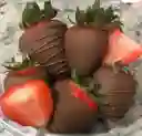 Vaso De Fresas Y Chocolate