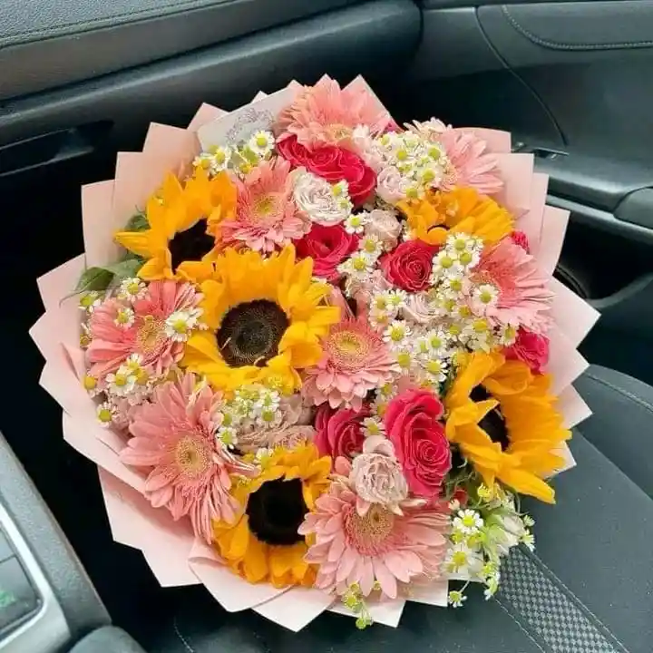 Girasoles, Gerberas, Rosas
