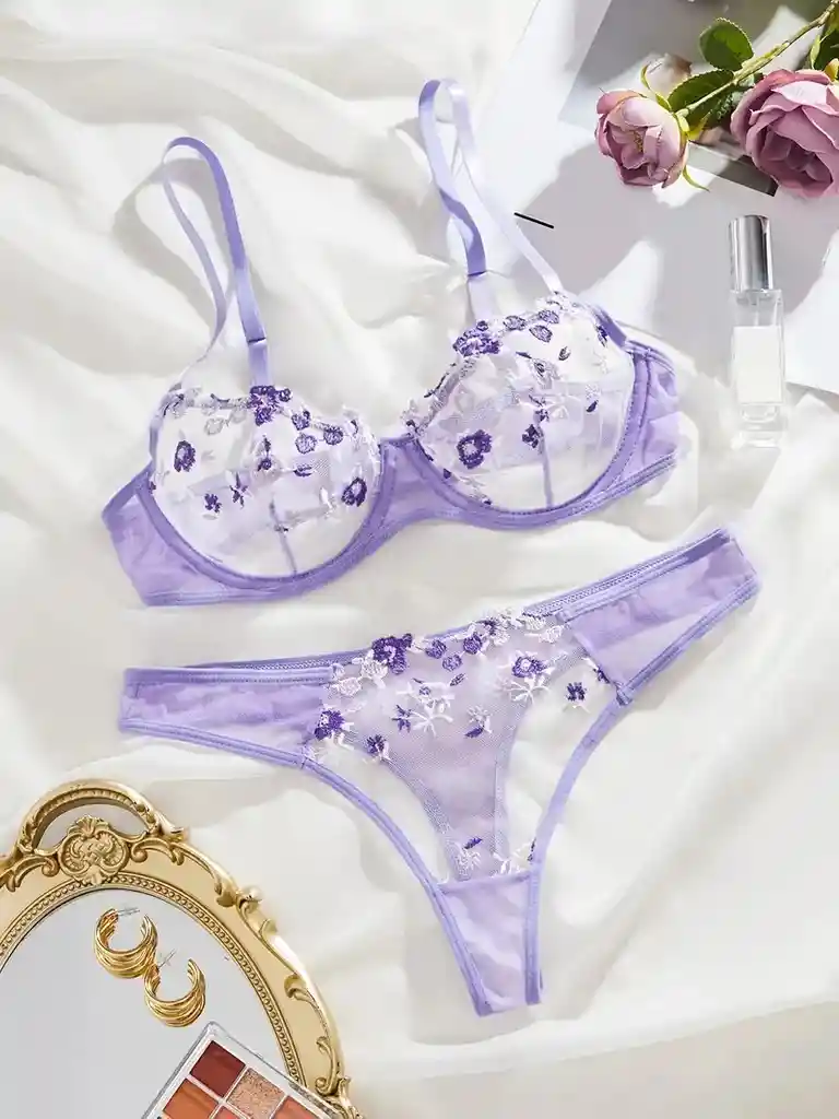 Conjunto Bordado Floral Talla M R112