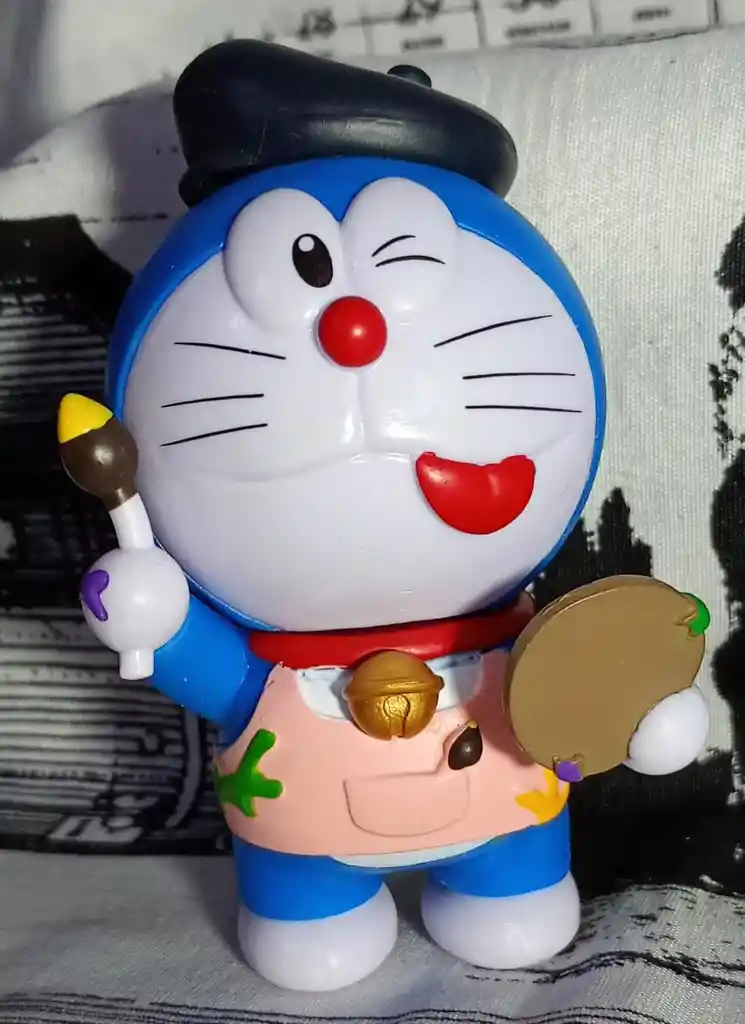 Set X 2 Figuras Pequeñas Doraemon El Gato Cósmico Pvc 8 Cms