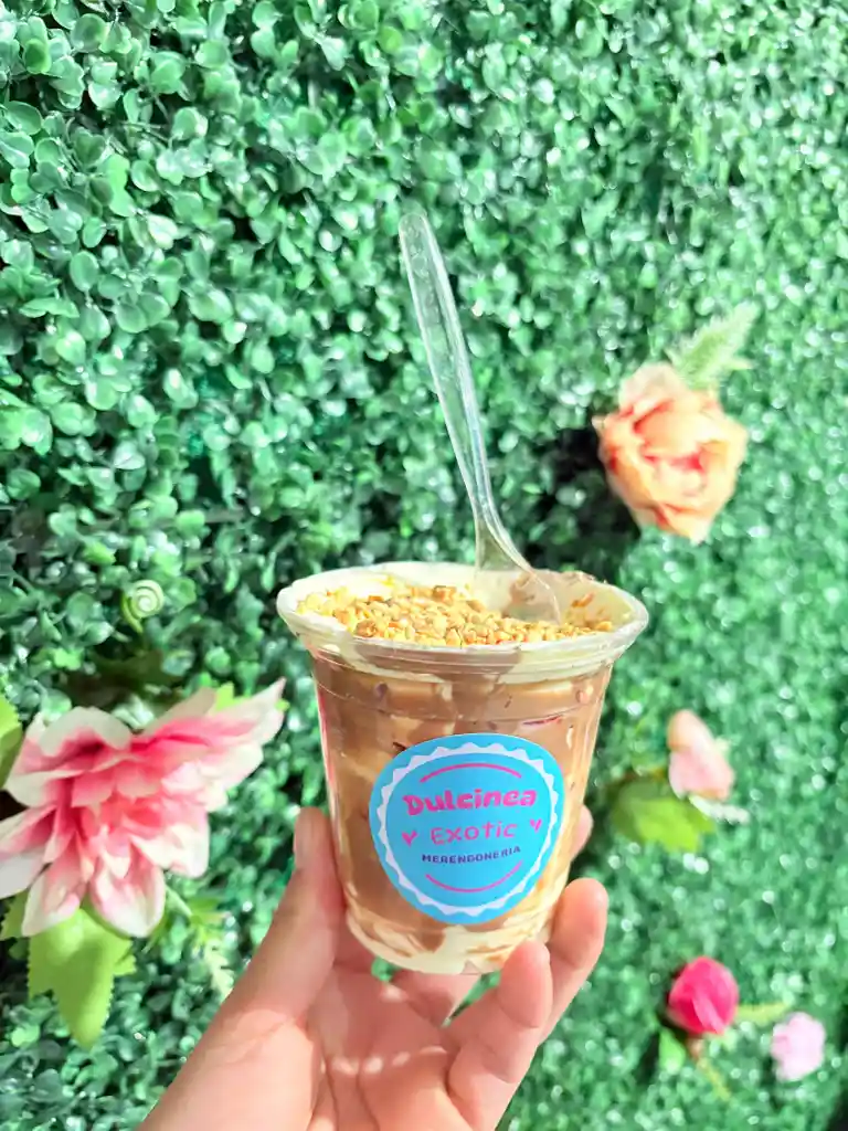 Fresas Con Crema 16 Onz