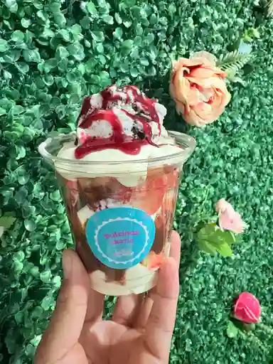 Fresas Con Crema 10 Onz