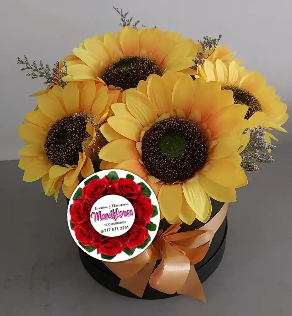 Caja Con Girasoles Preservados