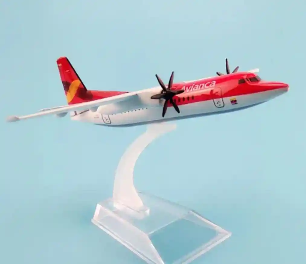 Avion Pequeño Metalico Acero Coleccionable De Avianca Fk-50 16cm