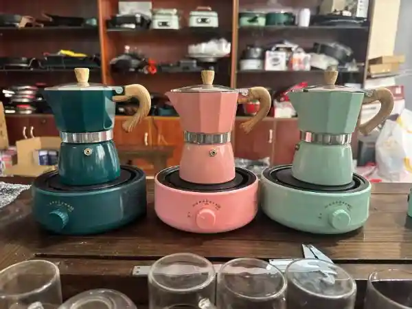 Cafetera Con Plataforma Eléctrica Negro