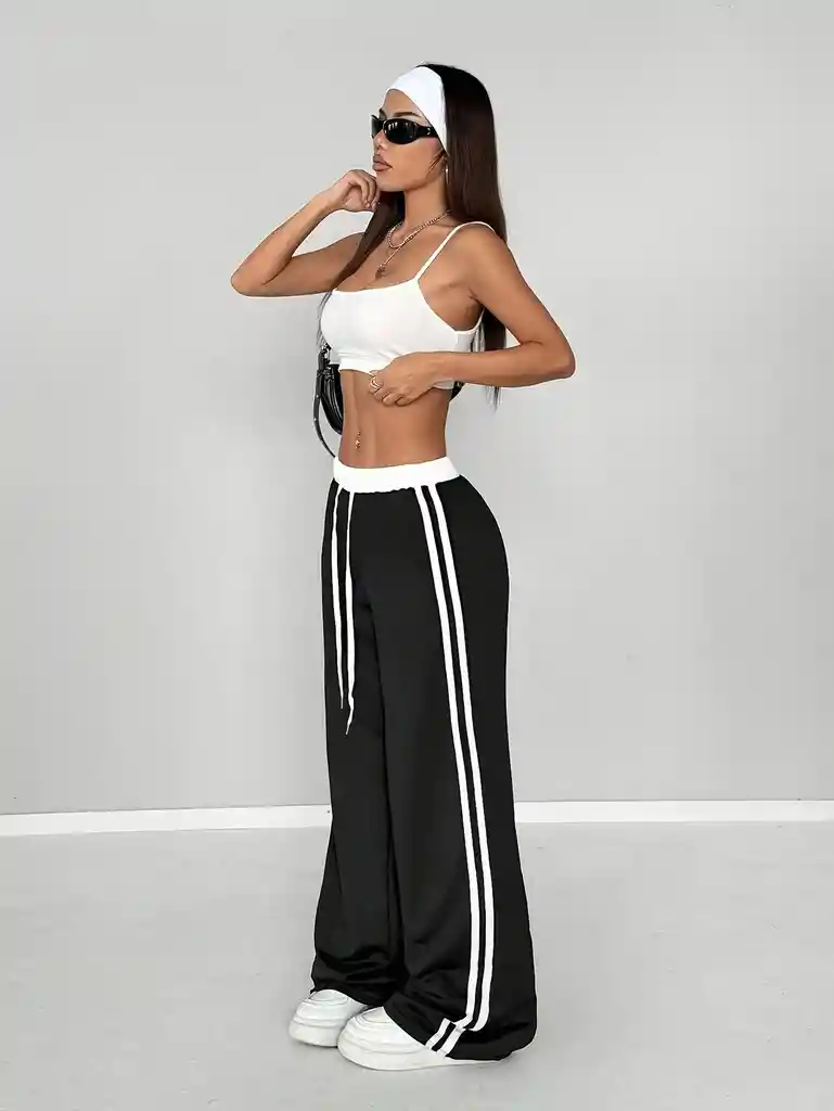 Joggers Deportivos Gris Oscuro De Cintura Alta Pretina Resortada Blanca