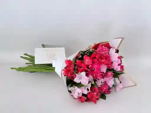 Bouquet De 10 Tallos De Astrpomelias Rosadas