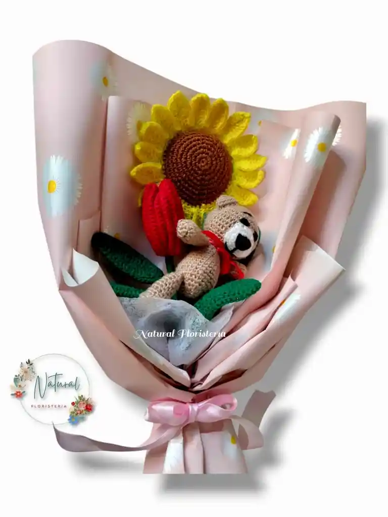 Bouquet De Un Girasol Oso Y Tulipan En Crochet