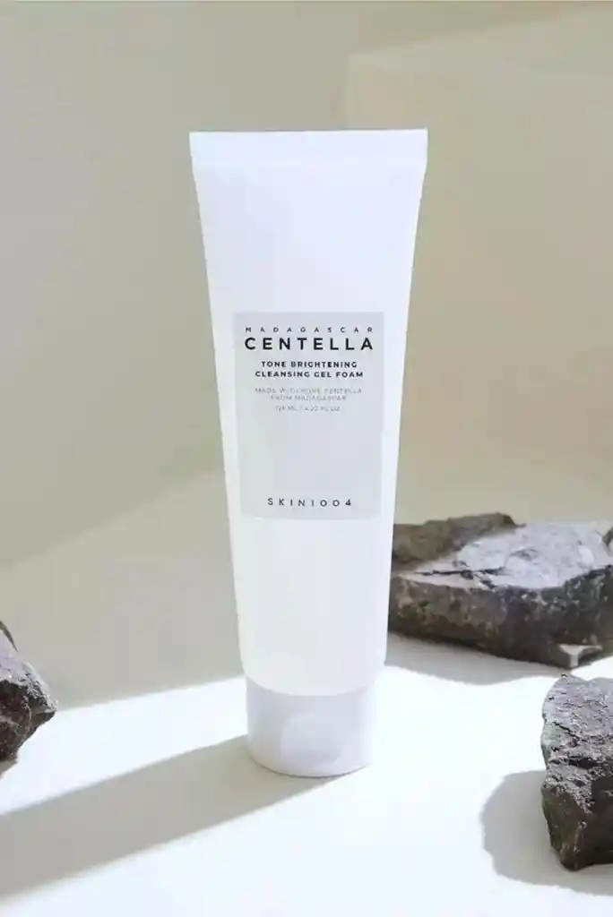 Skin 1004 Madagascar Centella Tone Brightening Cleansing Gel Foam