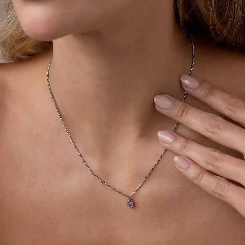 Collar Amaral / Plateado