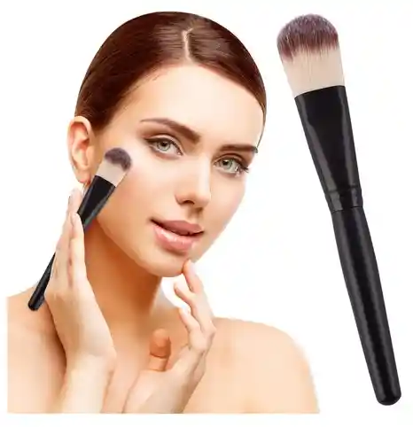 Brocha De Maquillaje Para Base Líquida Con Mango De Madera