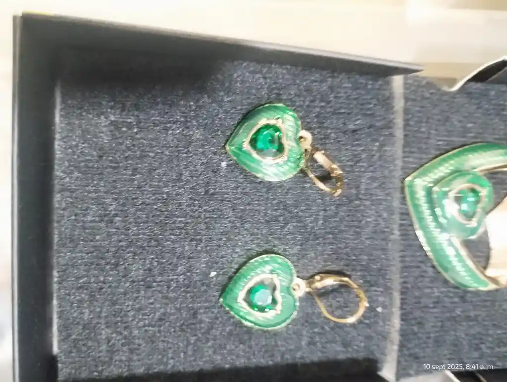 Collar Y Aretes Maelys