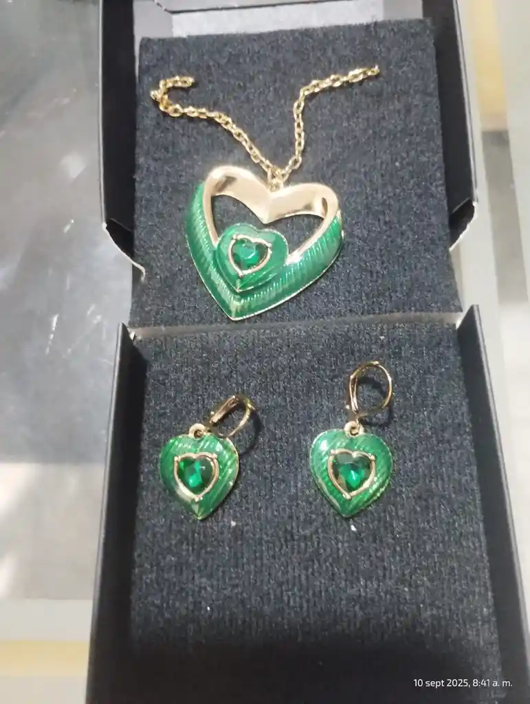 Collar Y Aretes Maelys