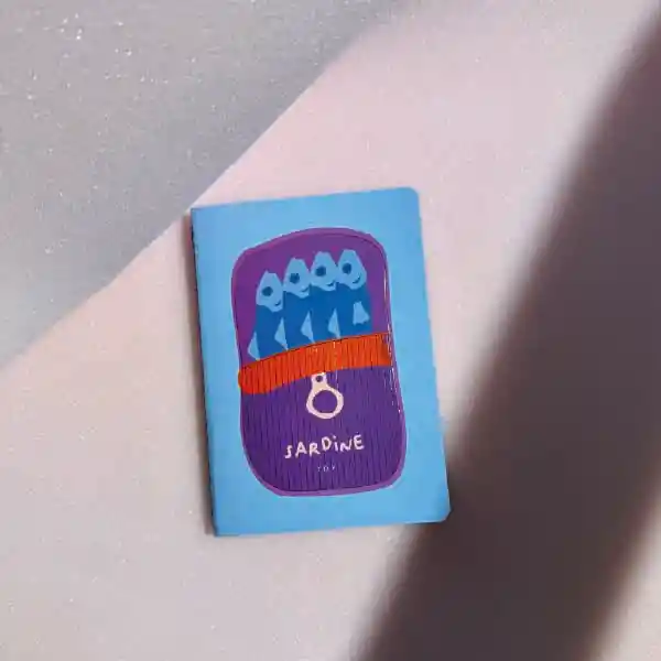 Sardine  Monthly - Weekly Planner Mini (sin Fechas)