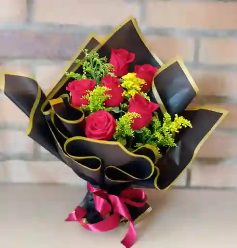 Ramo Rosas