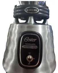 Licuadora Oster Pro Con Motor Reversible- Vaso Metalico
