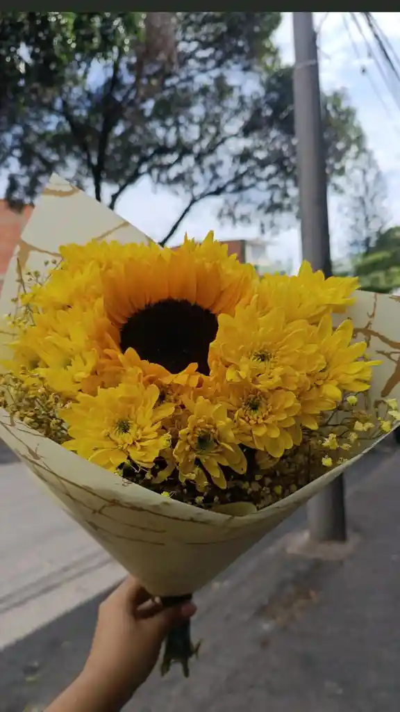 Bouquet De Pompom Y Girasol