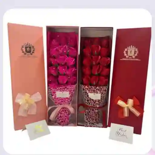 Ramillete De Rosas Fucsias En Caja Fina Con Aroma Y Tarjeta