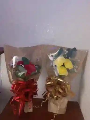 Ramo De Rosas Eternas