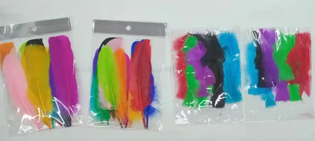 Plumas Colores Surtidos