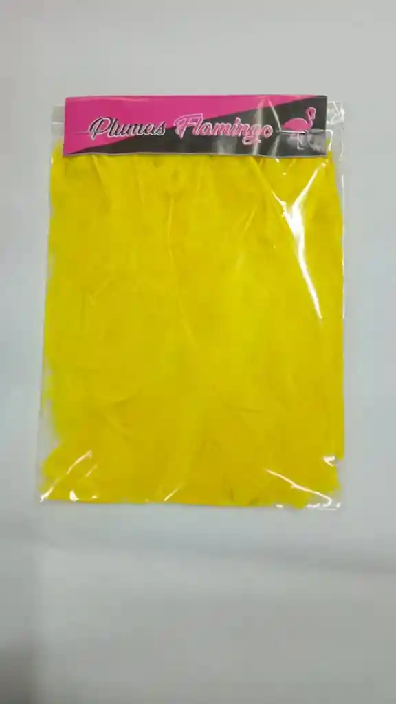 Plumas Surtidas ( Color Amarillo )