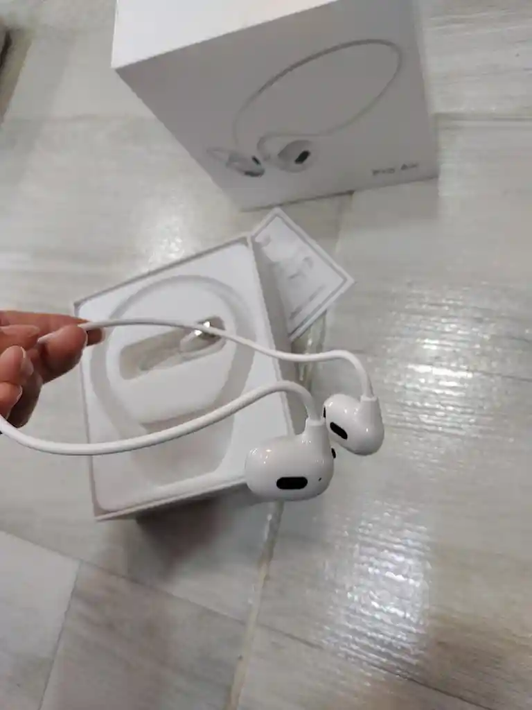 Audífonos Inalámbricos Pro Air Blancos Cuellera