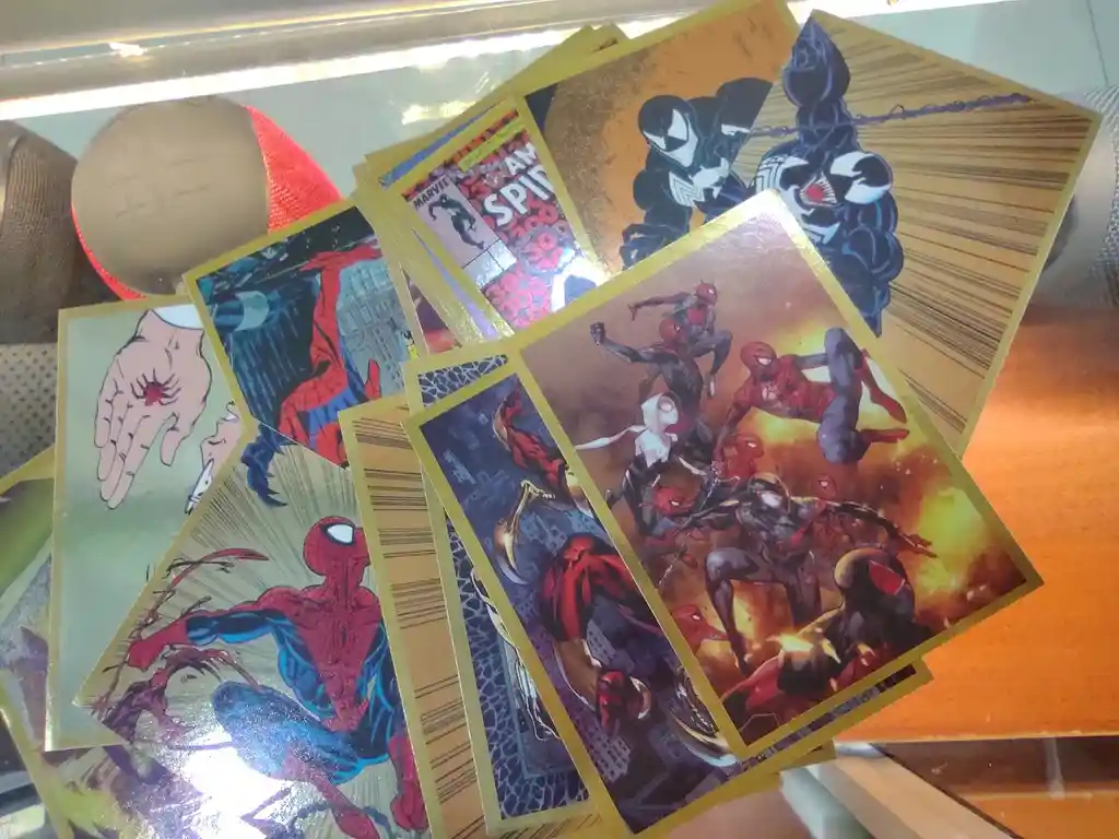 5 Láminas Stickers De Spiderman Variadas Panini Borde Dorado