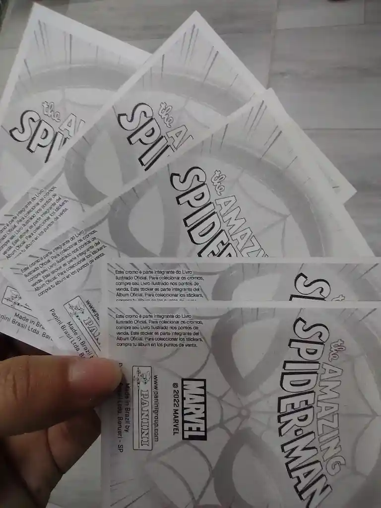 5 Láminas Stickers De Spiderman Variadas Panini Borde Dorado