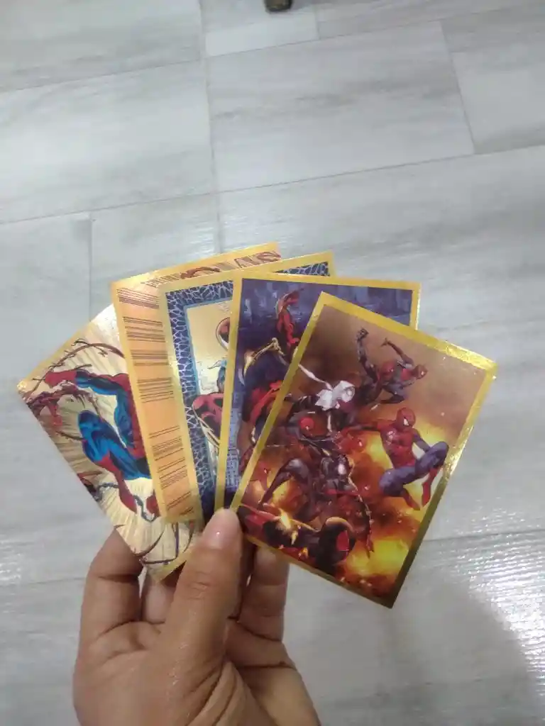 5 Láminas Stickers De Spiderman Variadas Panini Borde Dorado