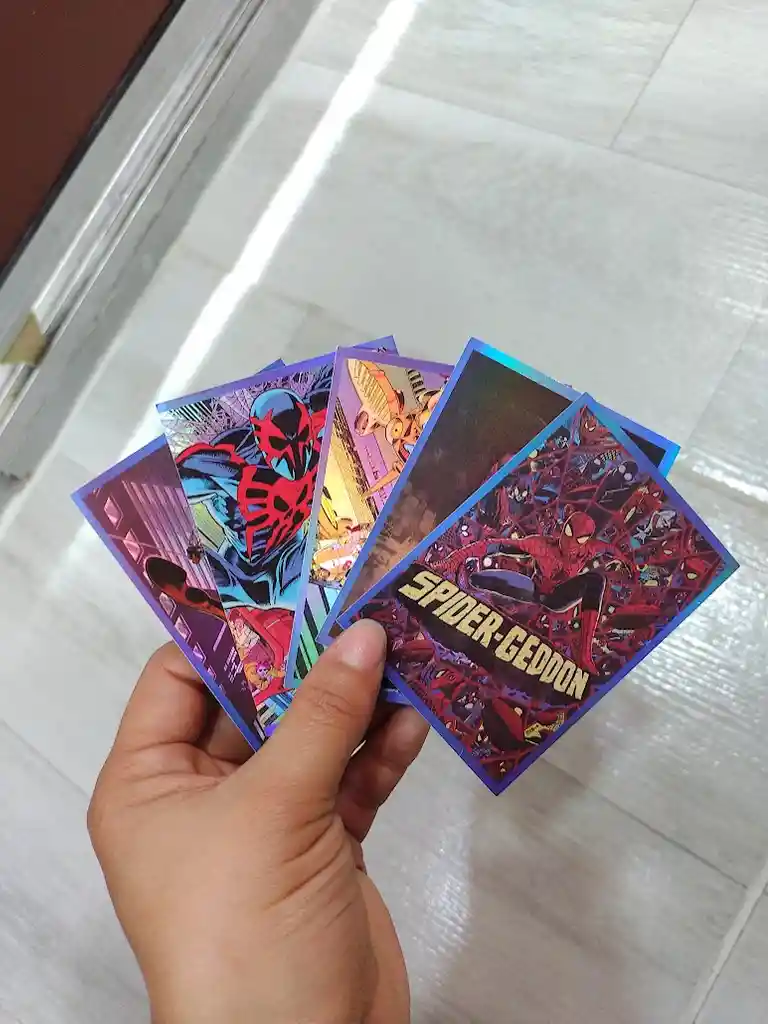 5 Láminas Stickers De Spiderman Variadas Panini Borde Azul