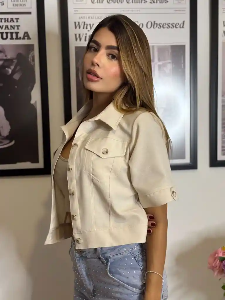 Chaqueta Corta