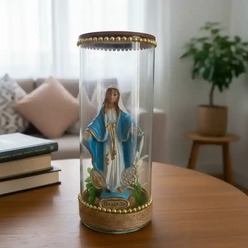 Virgen De La Milagrosa En Frasco De Vidrio
