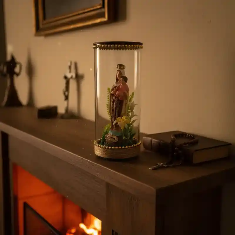 Adorno Virgen Del Carmen En Vaso De Cristal