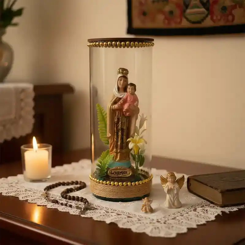 Adorno Virgen Del Carmen En Vaso De Cristal