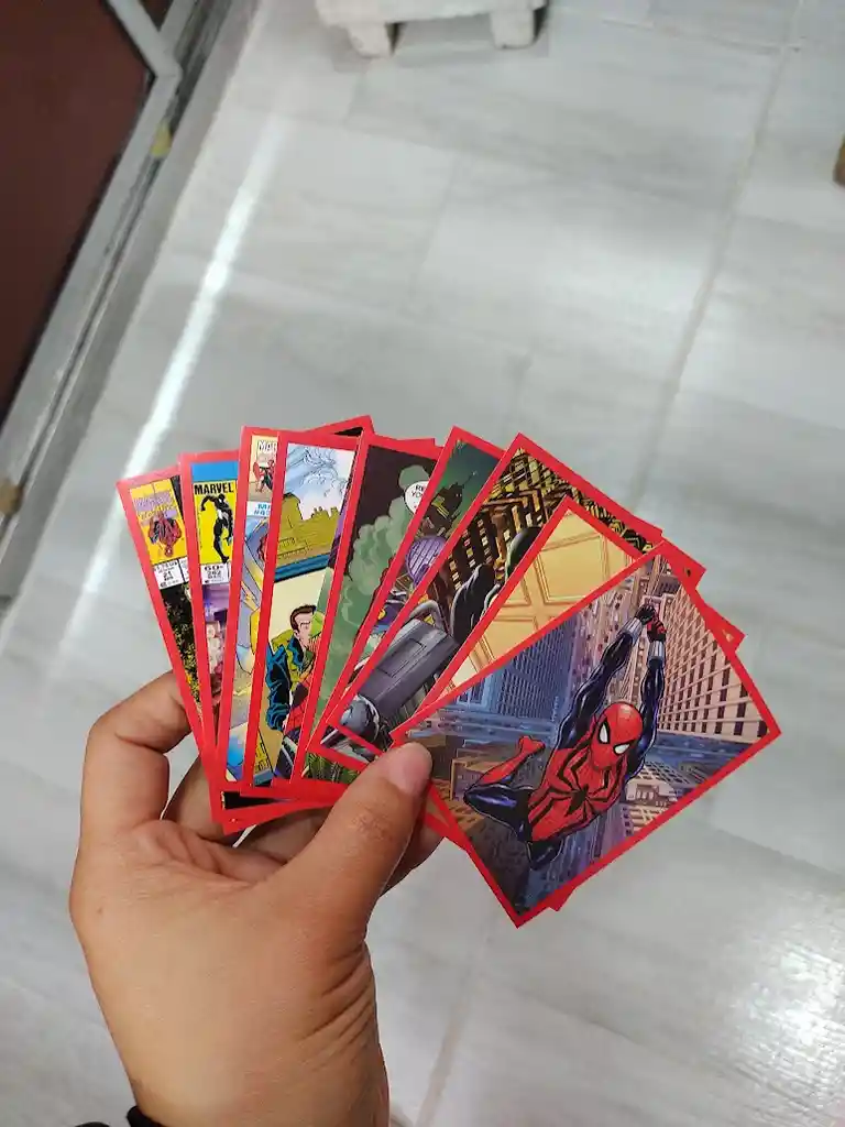 10 Láminas Stickers De Spiderman Variadas Panini Borde Rojo