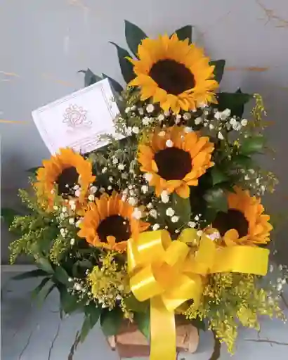 Arreglo De Girasoles