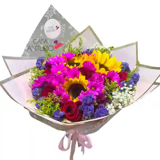 Bouquet De Rosas, Margaritas, Girasoles Y Follajes