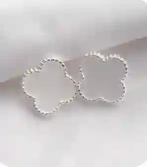 Topos Trébol Blancos Con Baño De Plata