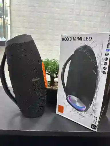 Parlante Box3 Mini Led (con Luces Rgb)