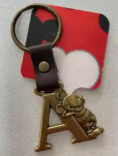 Llaveros De Metal Disney Con Iniciales💖