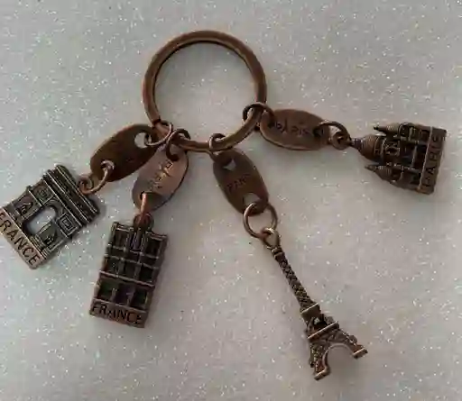 Llaveros De París En Metal✨