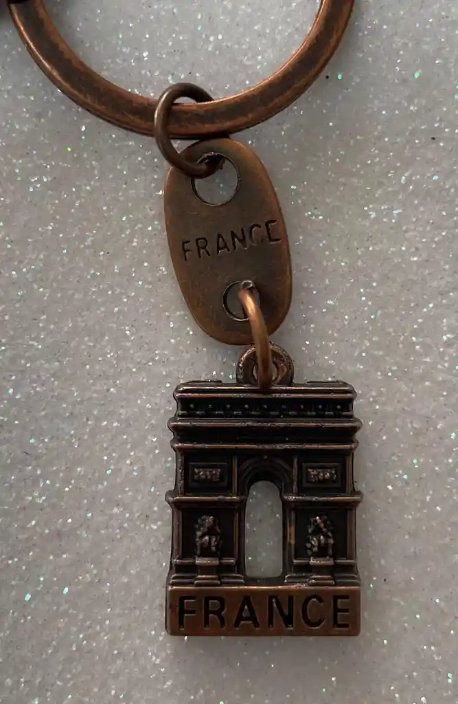 Llaveros De París En Metal✨