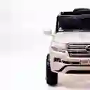 Carro Montable Toyota Land Cruiser 6v Control Remoto Blanco Niños
