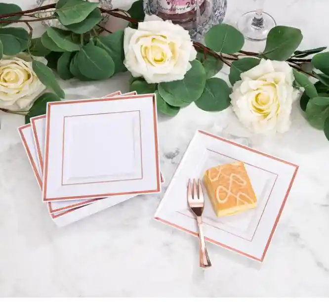 Platos Oro Rosa 16 Cms Cuadrado X 8 Unds