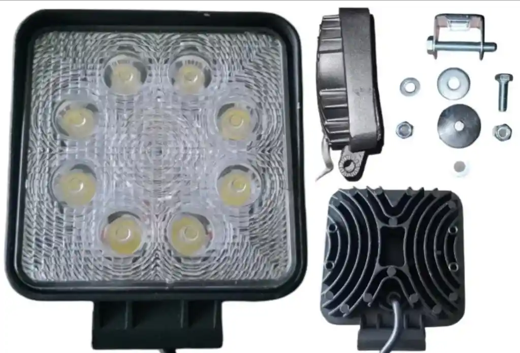 Lampara De 8 Bombillos Leds Faros 1850lm-para Carro 24 W