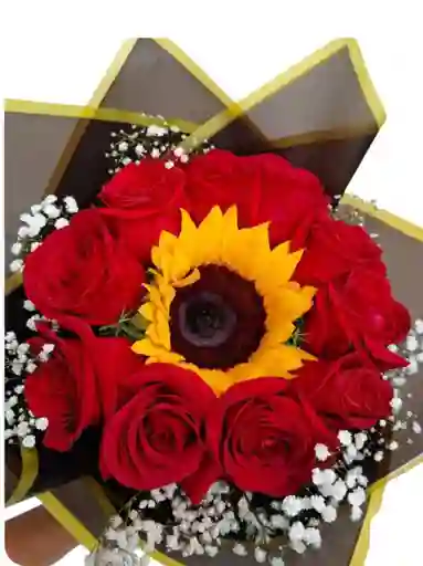 Bouquet De Rosas Amor Y Amistad