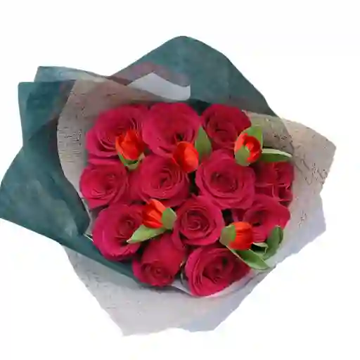 Flores Rosas Y Tulipanes En Ramo