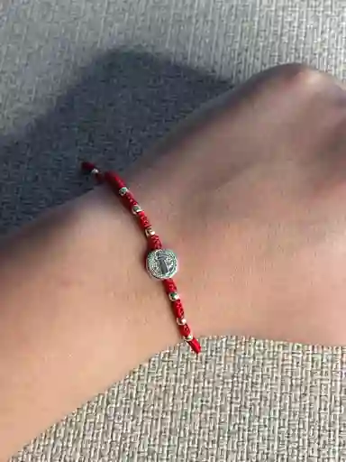 Manilla Roja San Benito 8 Bolas Plata 925