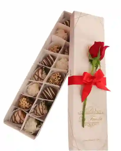 Caja Marmolizada X 16 Fresas Con Chocolate Y 1 Rosa. Amor Y Amistad